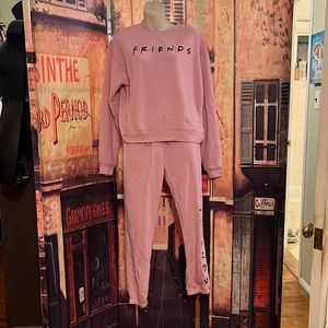 Womens sweatshirt and pants